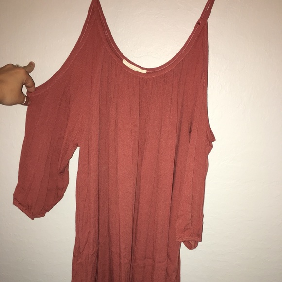 Short dress. Spaghetti straps - Picture 1 of 1